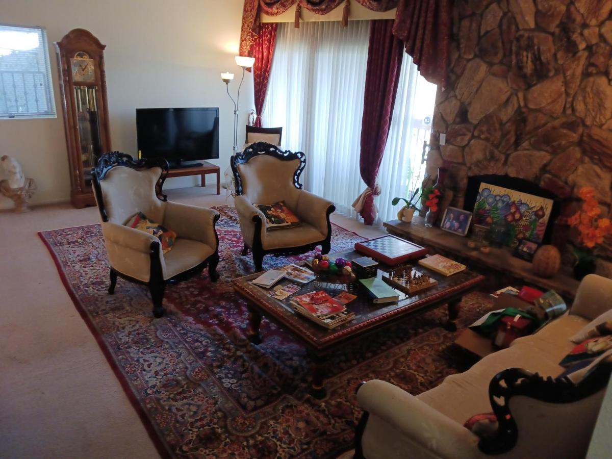 لوس أنجلوس Bed And Breakfast In Hollywood Hills المظهر الخارجي الصورة