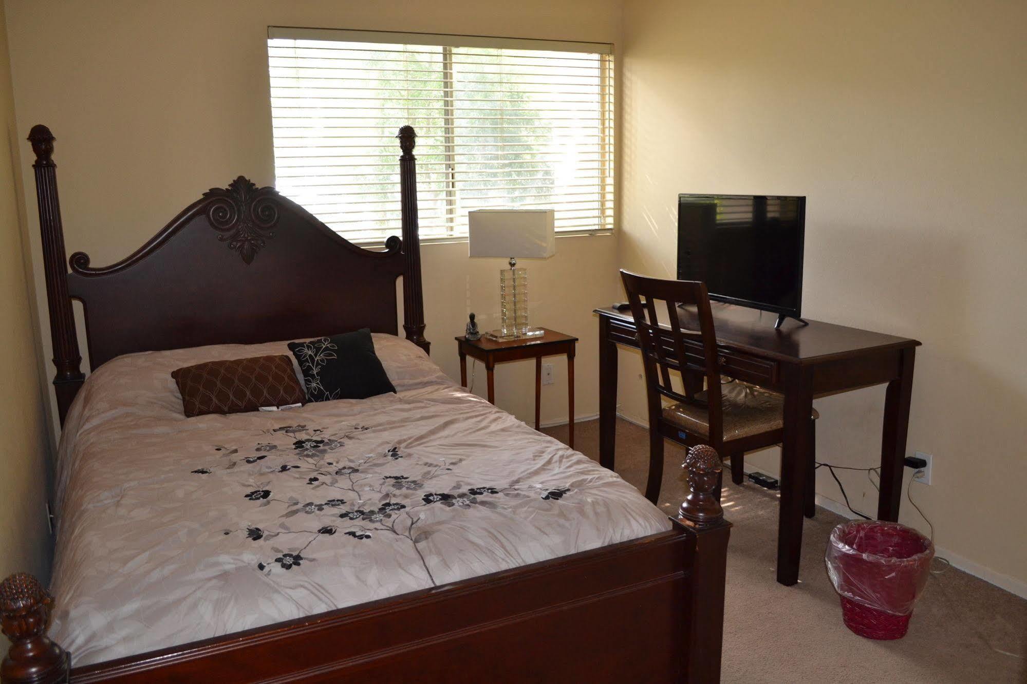لوس أنجلوس Bed And Breakfast In Hollywood Hills المظهر الخارجي الصورة